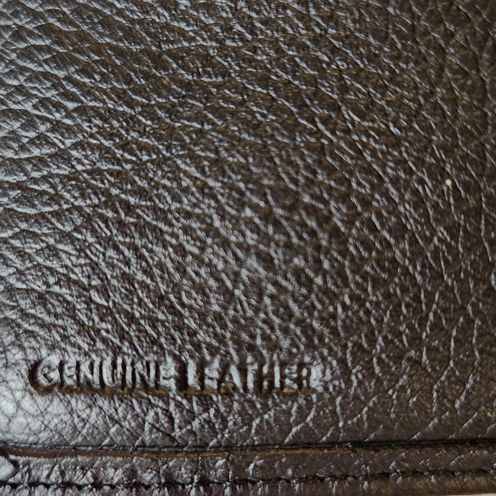 Clarks Black Leather Wallet for Men - Picture 8 of 10